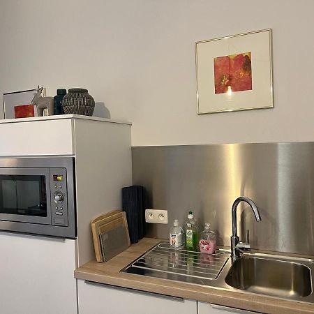Les Duplex De La Place Des Ecoles Спа Екстериор снимка